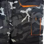 Bild der Detailansicher der Tasche vorne auf der Bundhose 