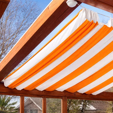 Sonnensegel in orange-weiss Sonnensegel in orange-weiss