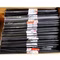 Bild einer Box voll Klebefolien schwarz Bild einer Box voll Klebefolien schwarz