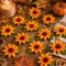 Bild des 30er Packs Streudeko Sonnenblumen Bild des 30er Packs Streudeko Sonnenblumen